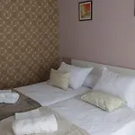 Апартаменты Mika